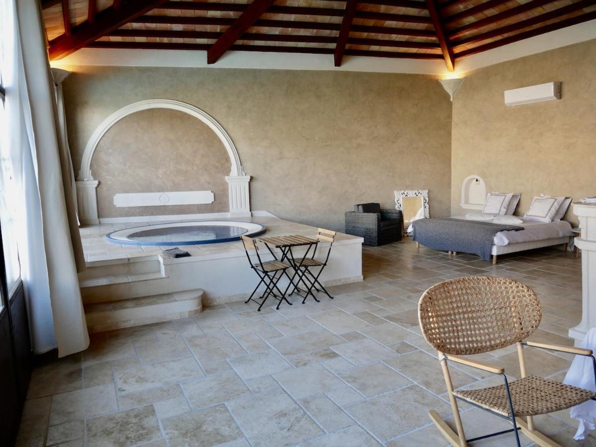 Le Pool House - Private Jacuzzi - Mas Des Sous Bois Hotel Ventabren ภายนอก รูปภาพ